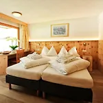 Alpin Buendnerhof 3* Samnaun