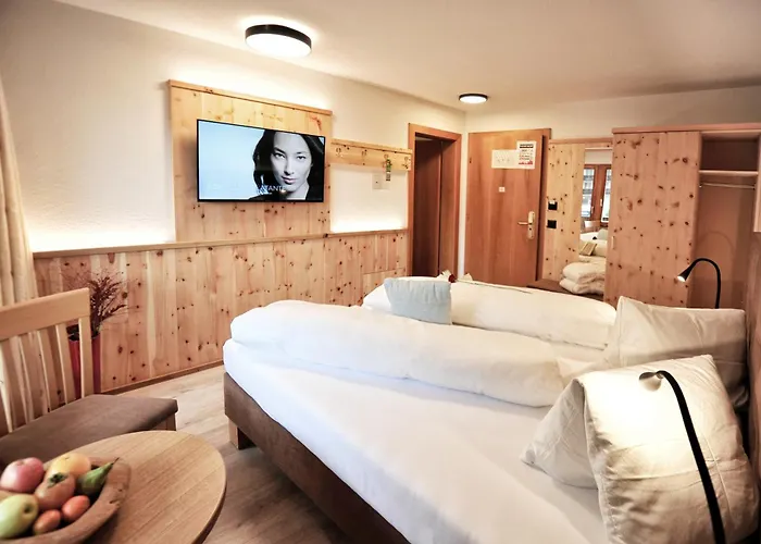 Country Wellnesshotel Bündnerhof Hotel 3*