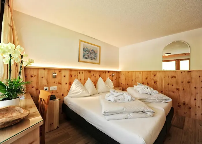 Country Wellnesshotel Bündnerhof 3*