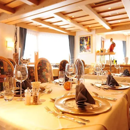 Alpin Buendnerhof Hotell Samnaun